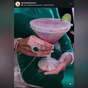 Pink martini 🍸 Clutch 🍋🟩